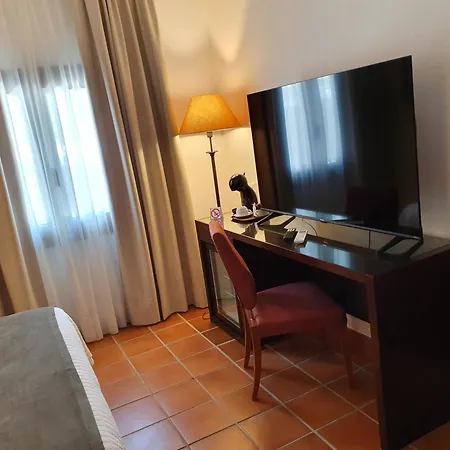 Hotel-restaurante Casa Garcia ホテル *